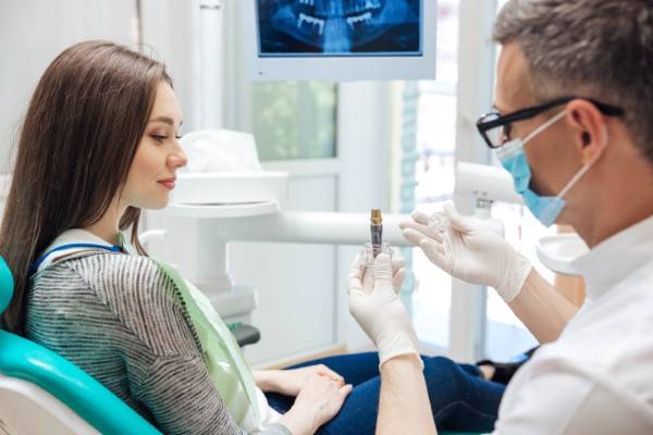 Five Key Differences Between Dental Implants vs Crowns_5