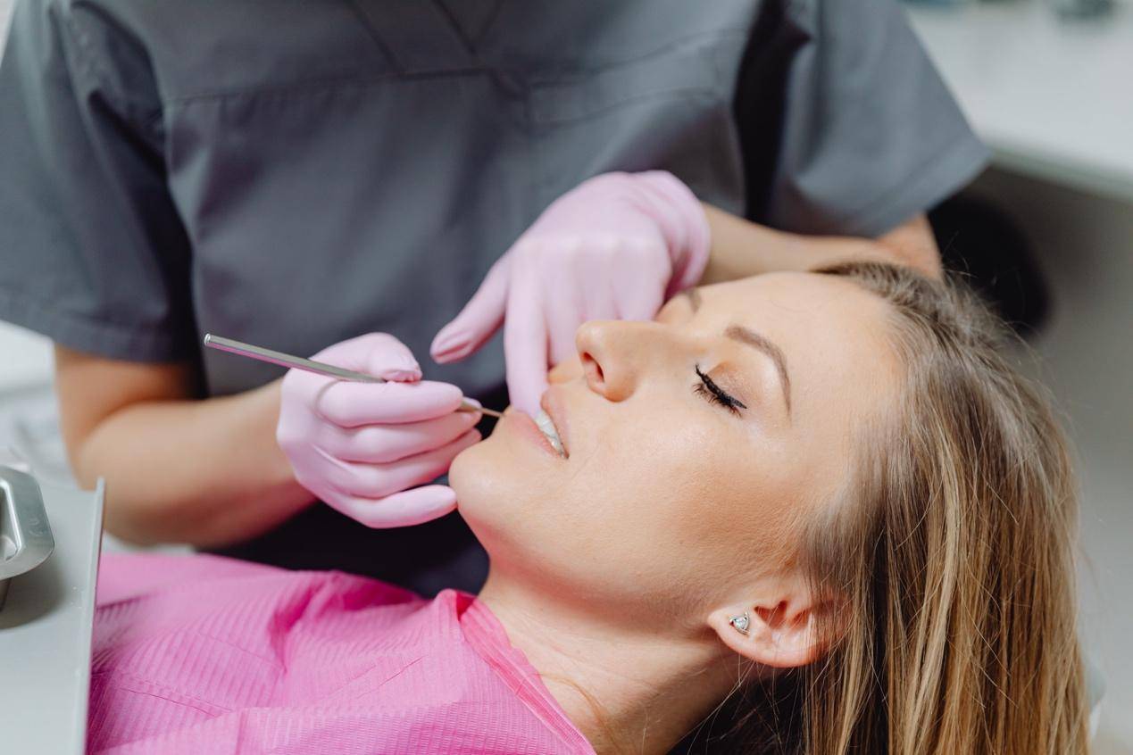 How To Get Emergency Tooth Extractions?_2