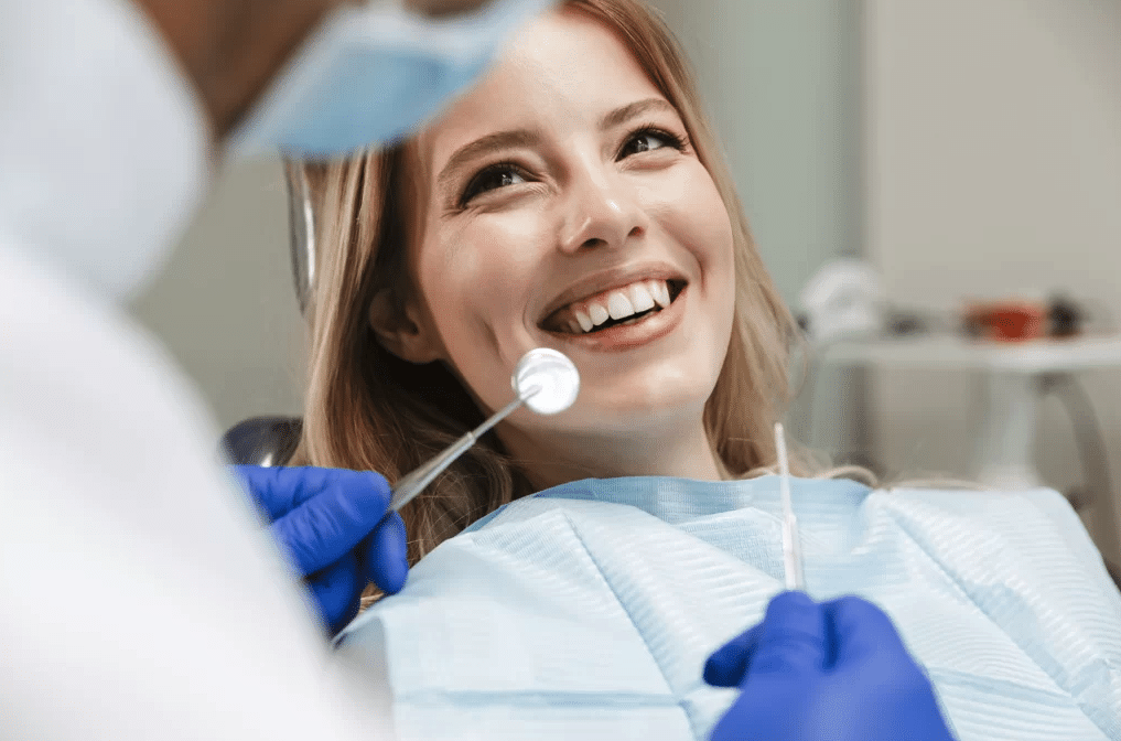 Teeth Retainer: How It Works & How Much It Costs_3