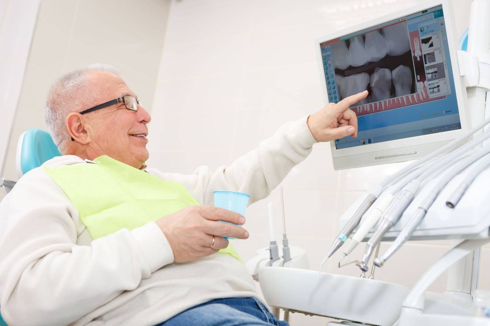 What Should Seniors Know Before Getting Dental Implants?_2