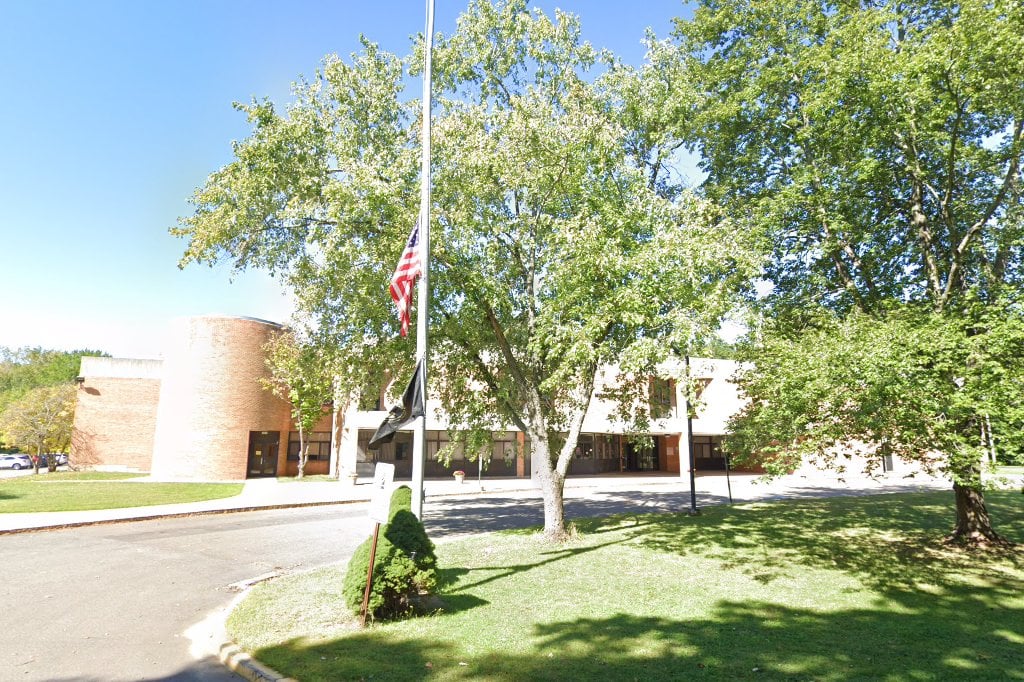 community-health-center-chc-of-new-britain-keigwin-middle-school