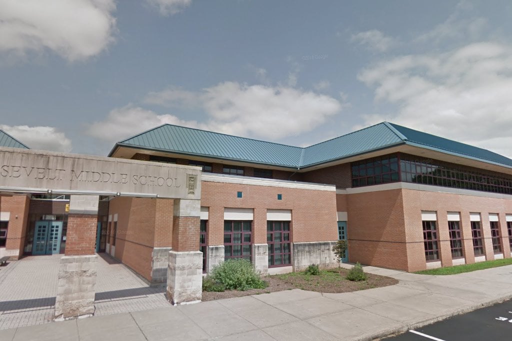 community-health-center-chc-of-new-britain-roosevelt-middle-school