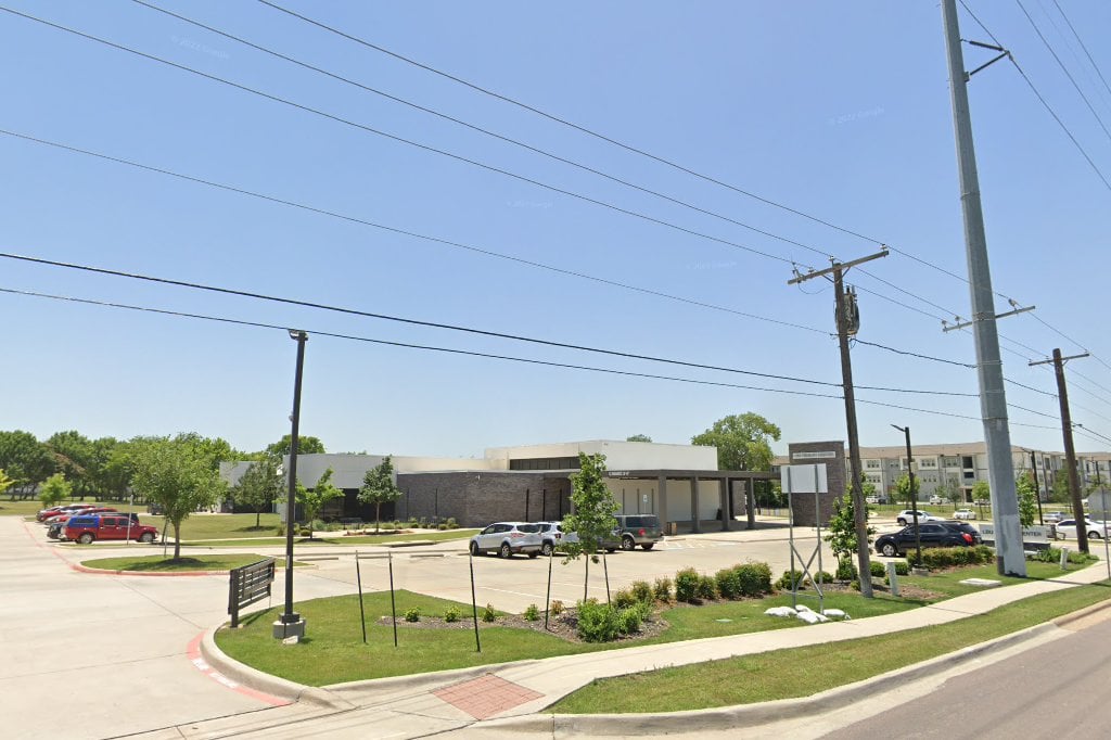 grand-prairie-community-health-center-los-barrios-unidos-community-clinic