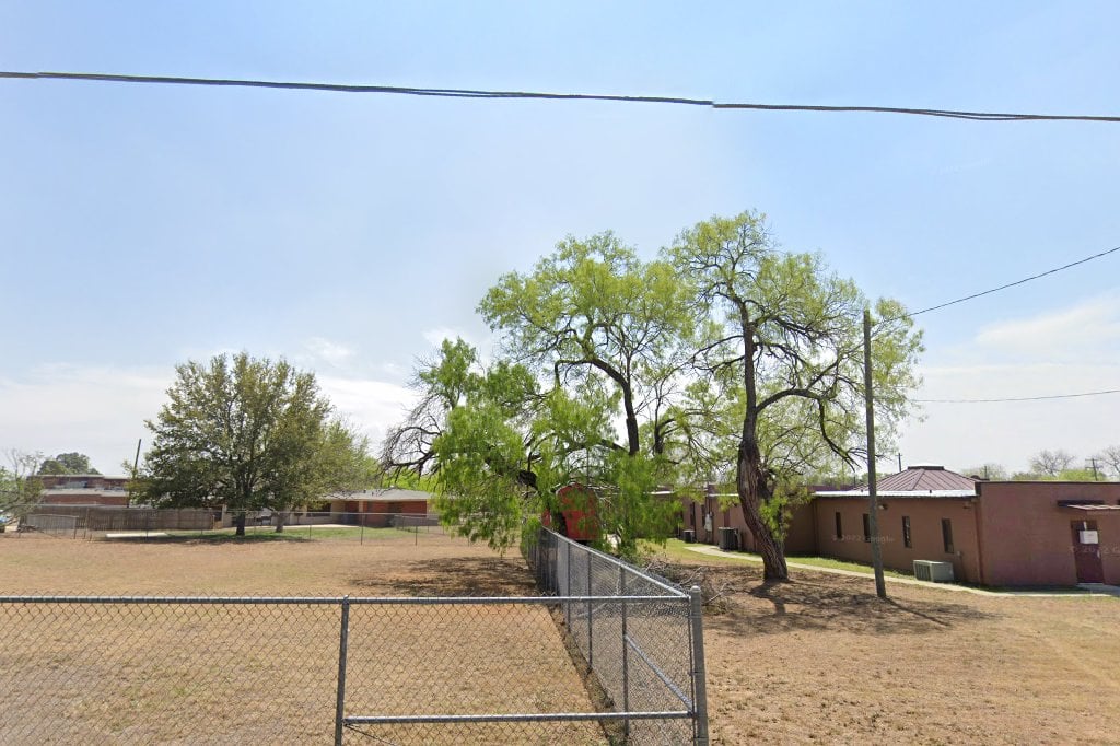 south-texas-rural-health-services-devine-clinic