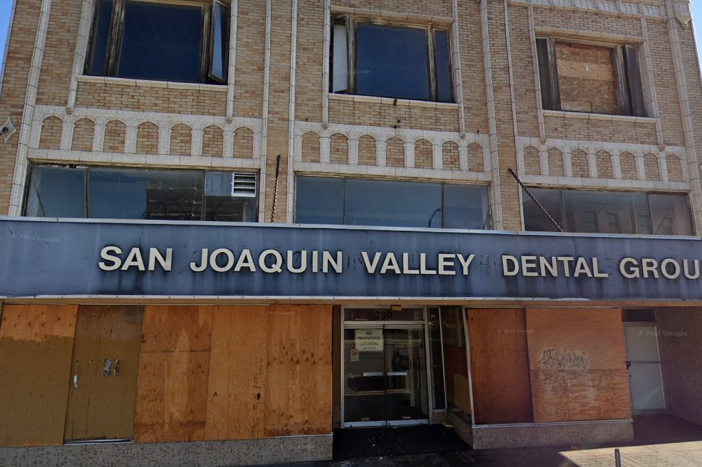 stockton-san-joaquin-valley-dental-group-clinic-1